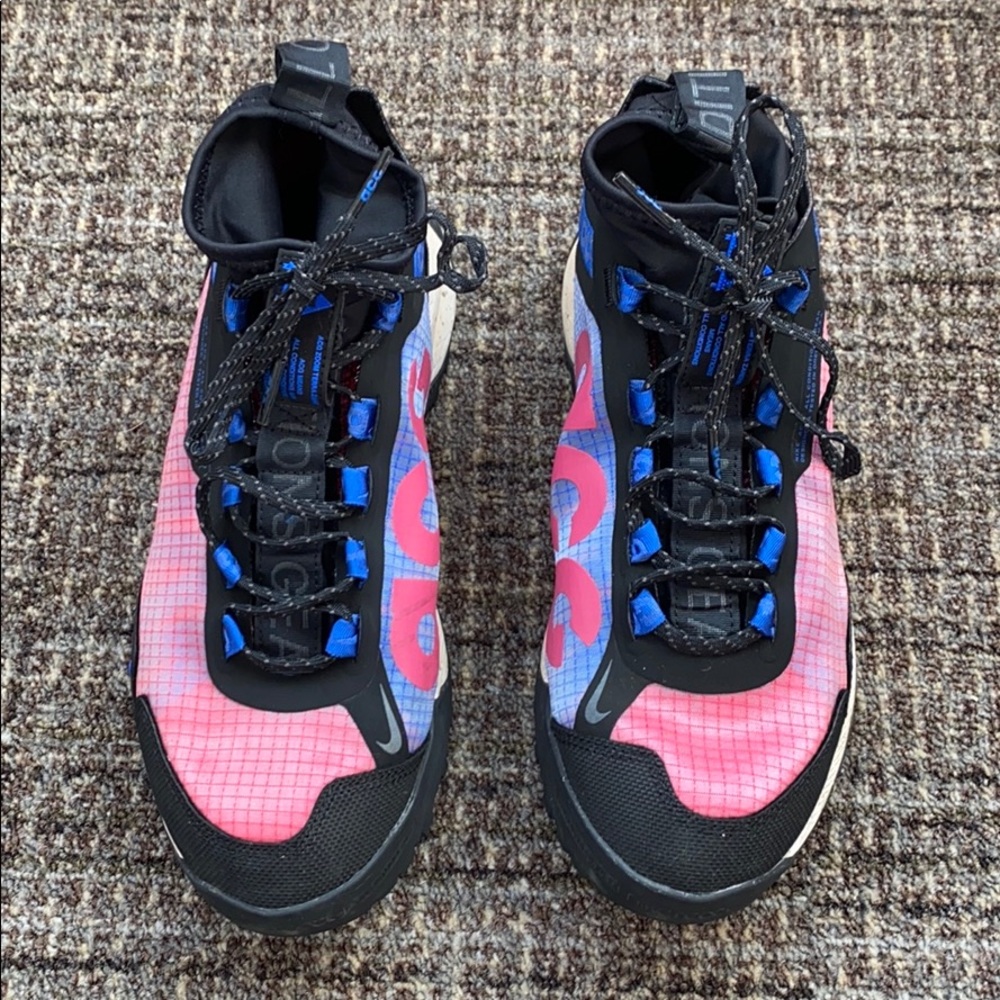 Nike ACG Hiking sneakers